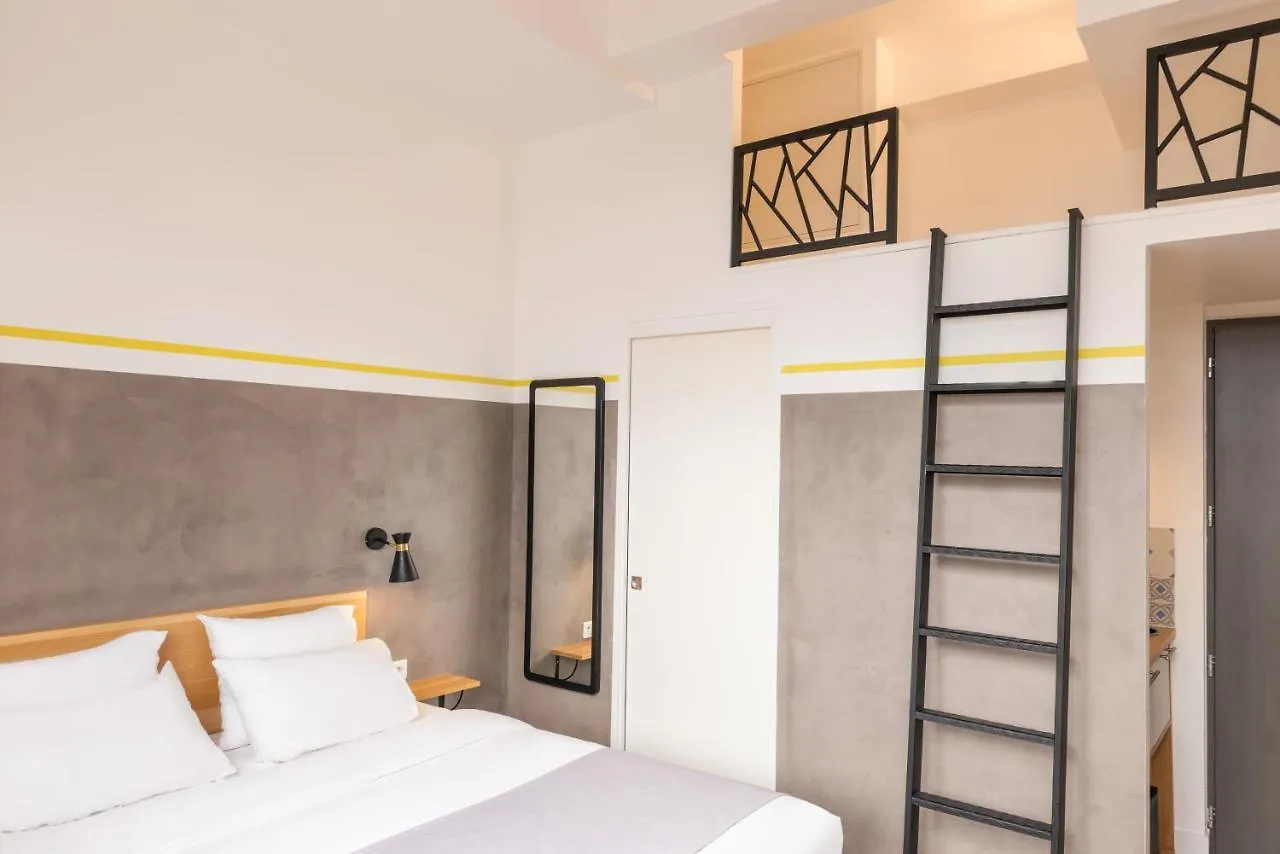 Terre Neuve Hotel Paris